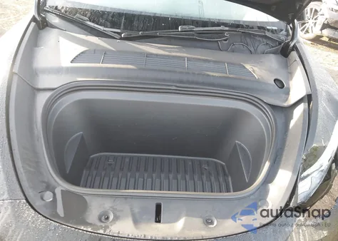 2023 Tesla Model Y Awd/Long Range Dual Motor All-Wheel Drive from USA, damaged, VIN 7SAYGDEE2PA142811